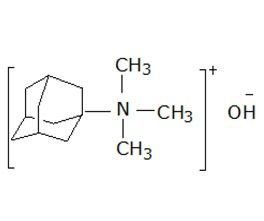 N,N,N-三甲基-1-金剛烷基氫氧化銨，25% 水溶液