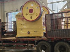 顎式破碎機的顎板磨損該怎么提高使用壽命